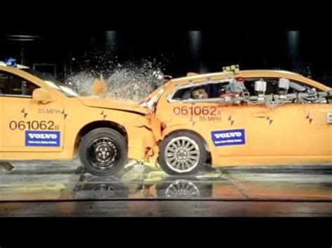 Volvo C30. Rear Impact crash test 